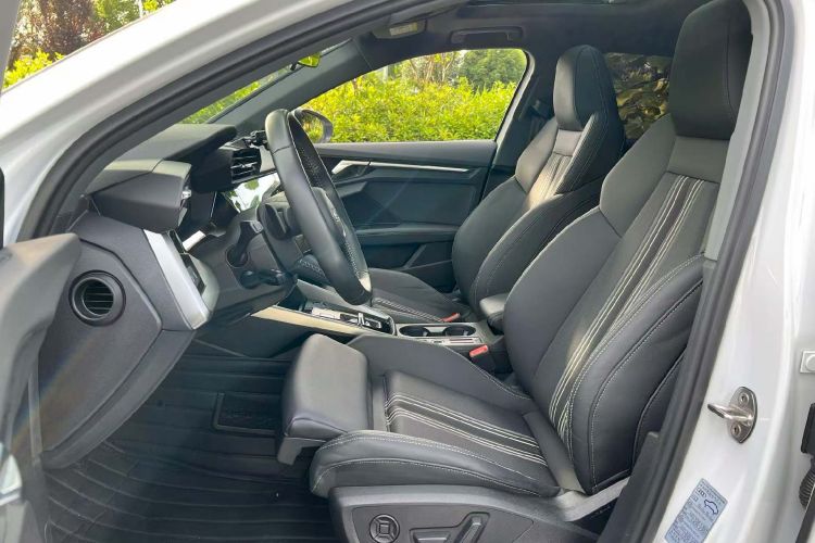 Audi A3 2021 car image #14