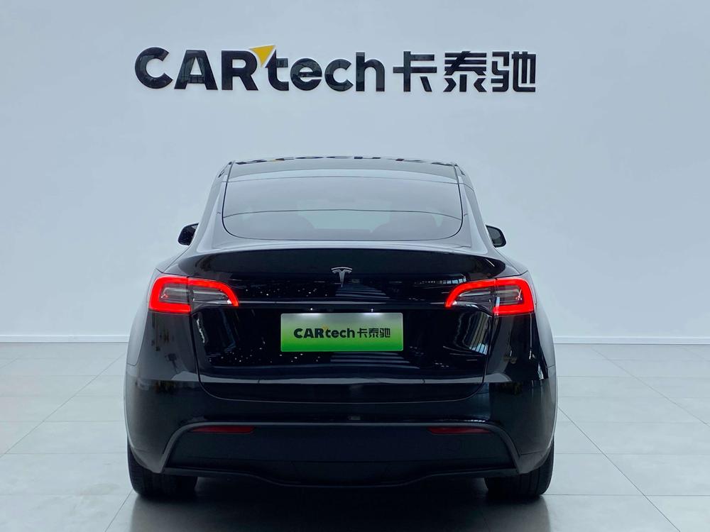 Tesla Model Y 2023 #3 Tesla Model Y 2023 car image #3