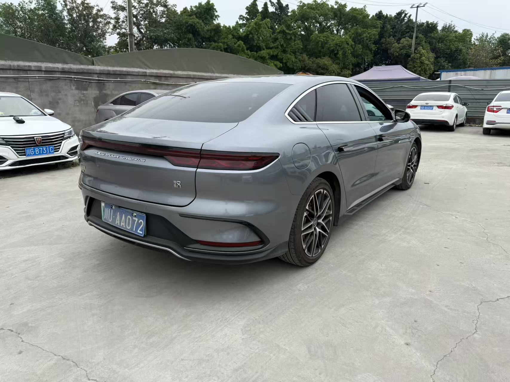 BYD Han 2025 car image #8