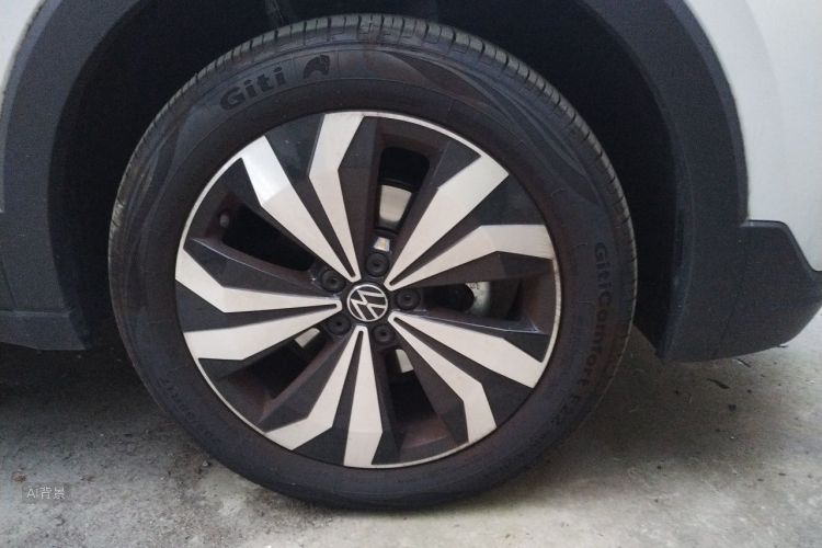 Volkswagen Tharu 2025 car image #9