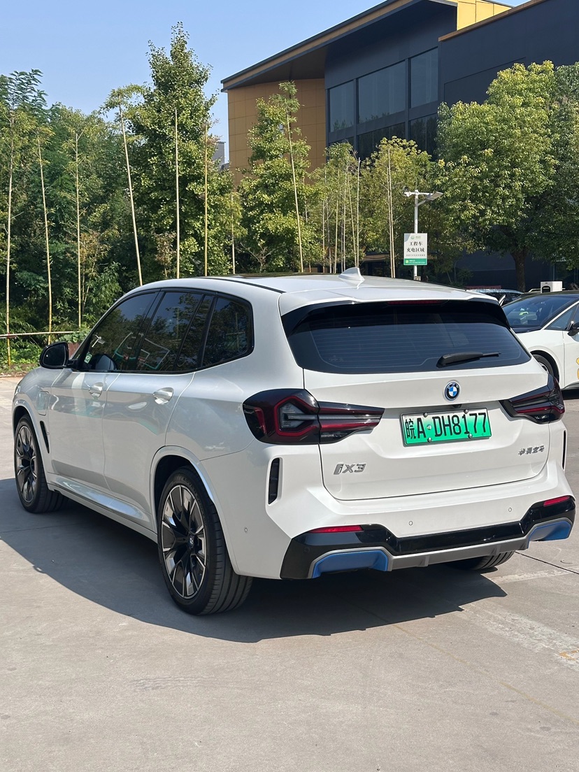 BMW iX3 2022 #9 BMW iX3 2022 صورة سيارة #9