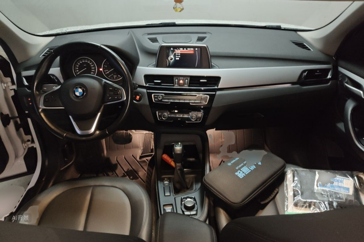 BMW X1 2017 #11 BMW X1 2017 car image #11