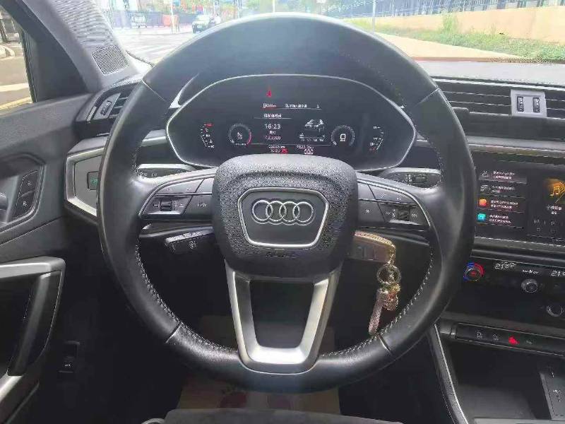 Audi Q3 2022 #9 Audi Q3 2022 car image #9
