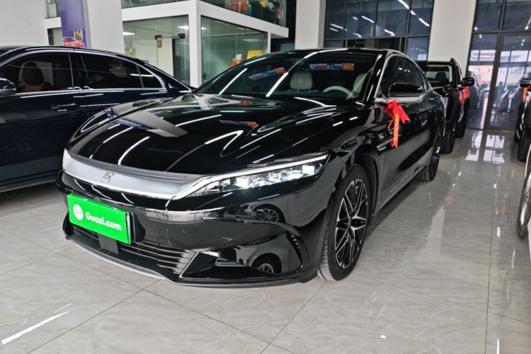 BYD Han 2025 car image #2