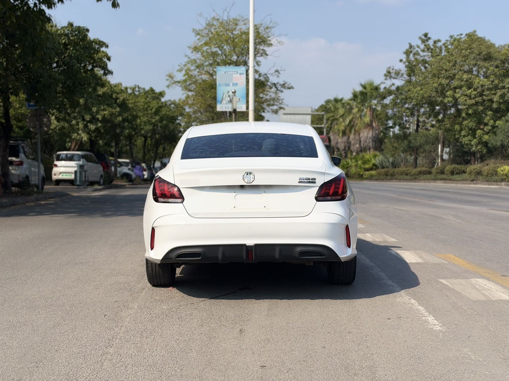 MG 5 2023 car image #5
