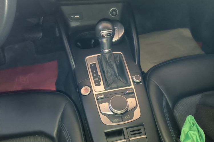 Audi A3 2020 car image #14