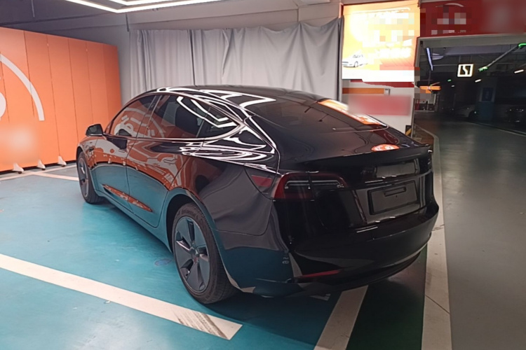Tesla Model 3 2022 car image #5