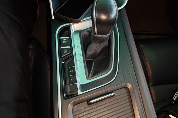 GEELY Binray 2020 car image #18