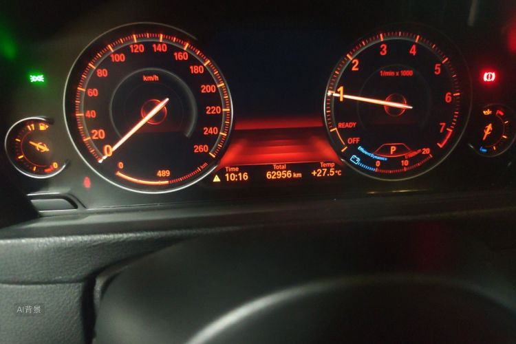 BMW 3 Series 2019 car image #14
