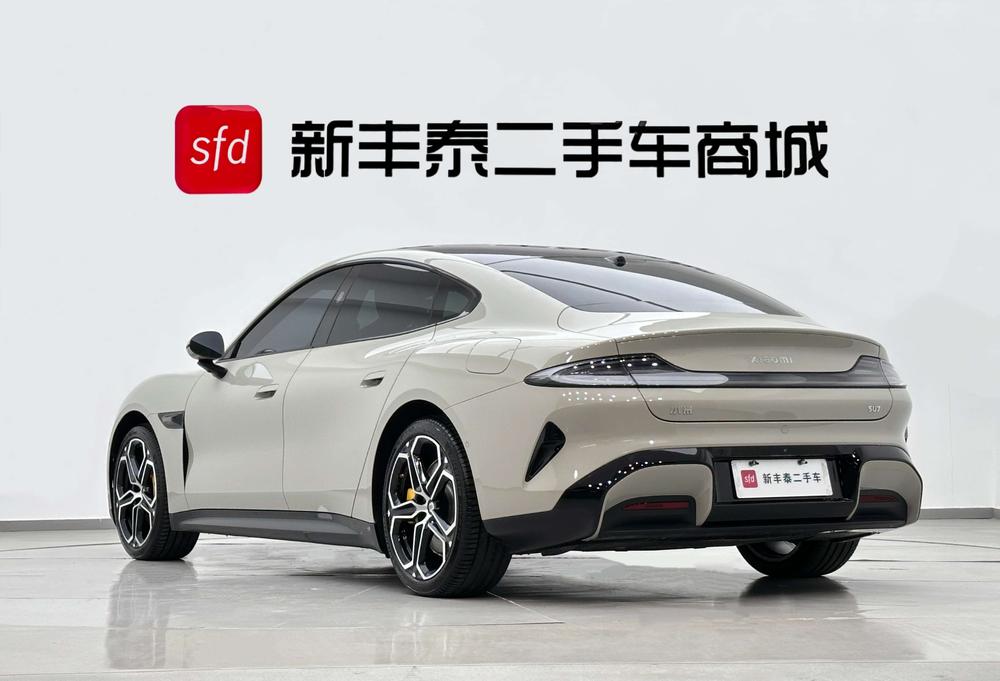 2025 car image #4