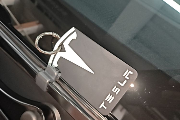 Tesla Model Y 2022 #9 Tesla Model Y 2022 car image #9