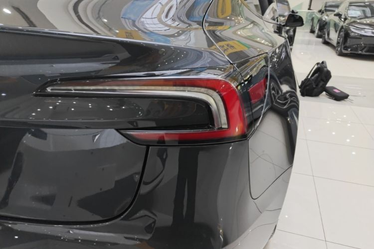Tesla Model 3 2025 #8 Tesla Model 3 2025 car image #8