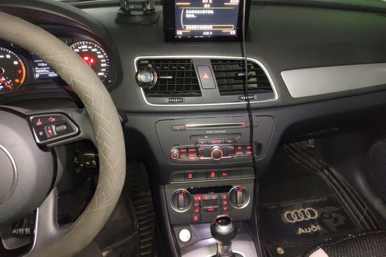 Audi Q3 2018 #15 Audi Q3 2018 car image #15