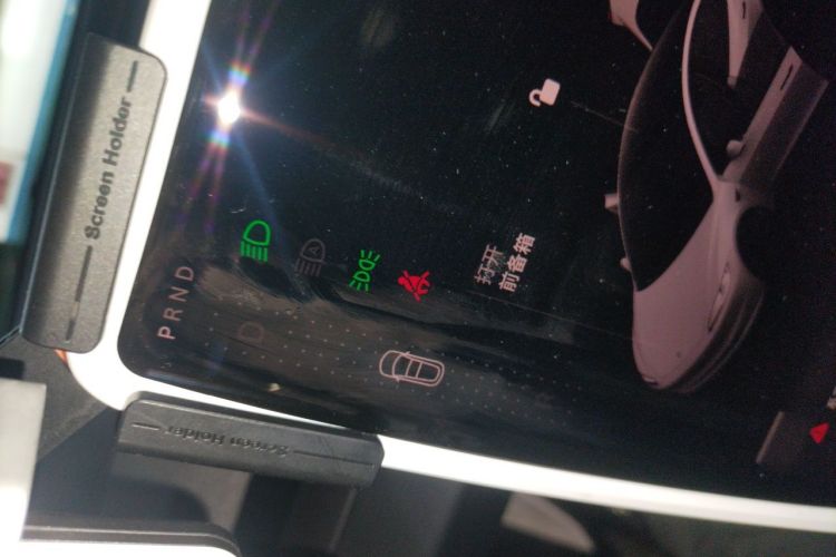 Tesla Model 3 2024 immagine di auto #14