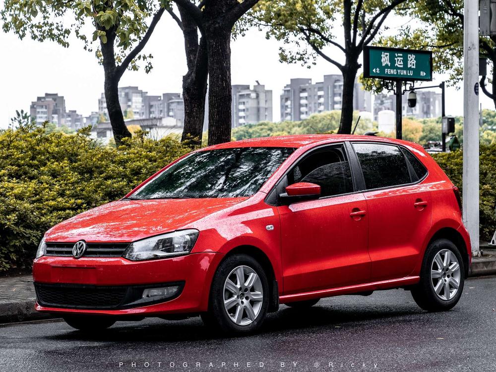 Volkswagen Polo 2013 car image 