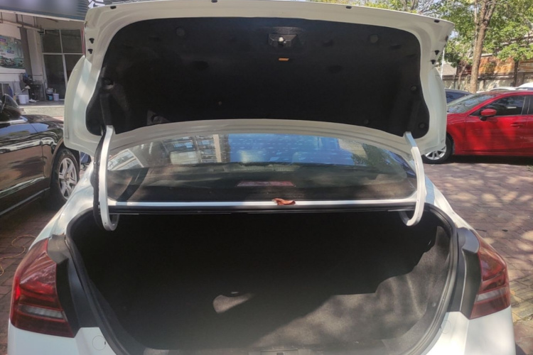 GEELY Emgrand 2021 #21 GEELY Emgrand 2021 image de voiture #21