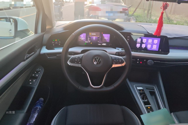 Volkswagen Golf 2024 car image #12