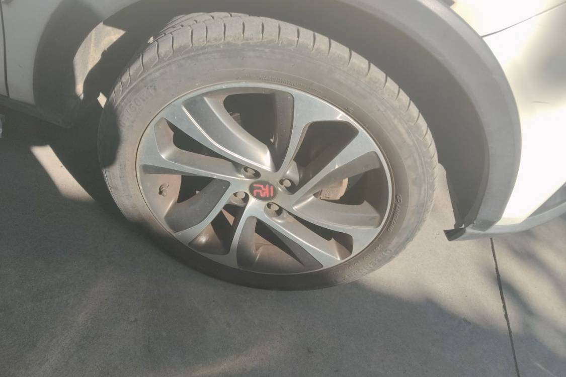 BYD Yuan 2016 car image #9
