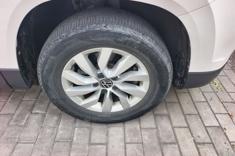 Volkswagen Tharu 2022 car image #9