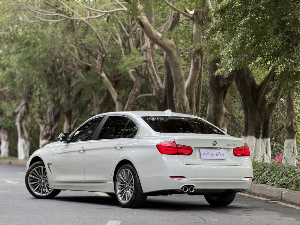 BMW 3 Series 2019 #4 BMW 3 Series 2019 car image #4