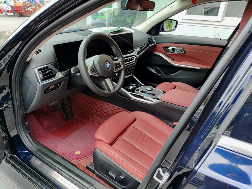 BMW i3 2024 image de voiture #3