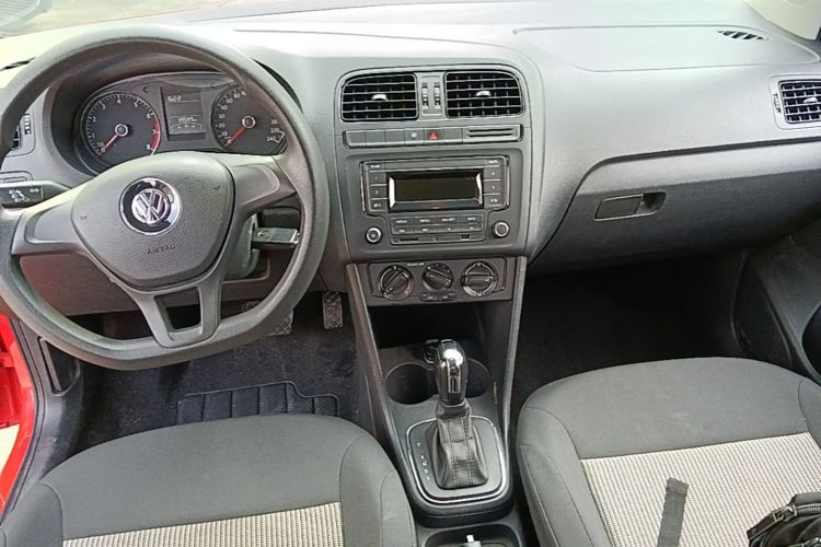Volkswagen Polo 2018 car image #10