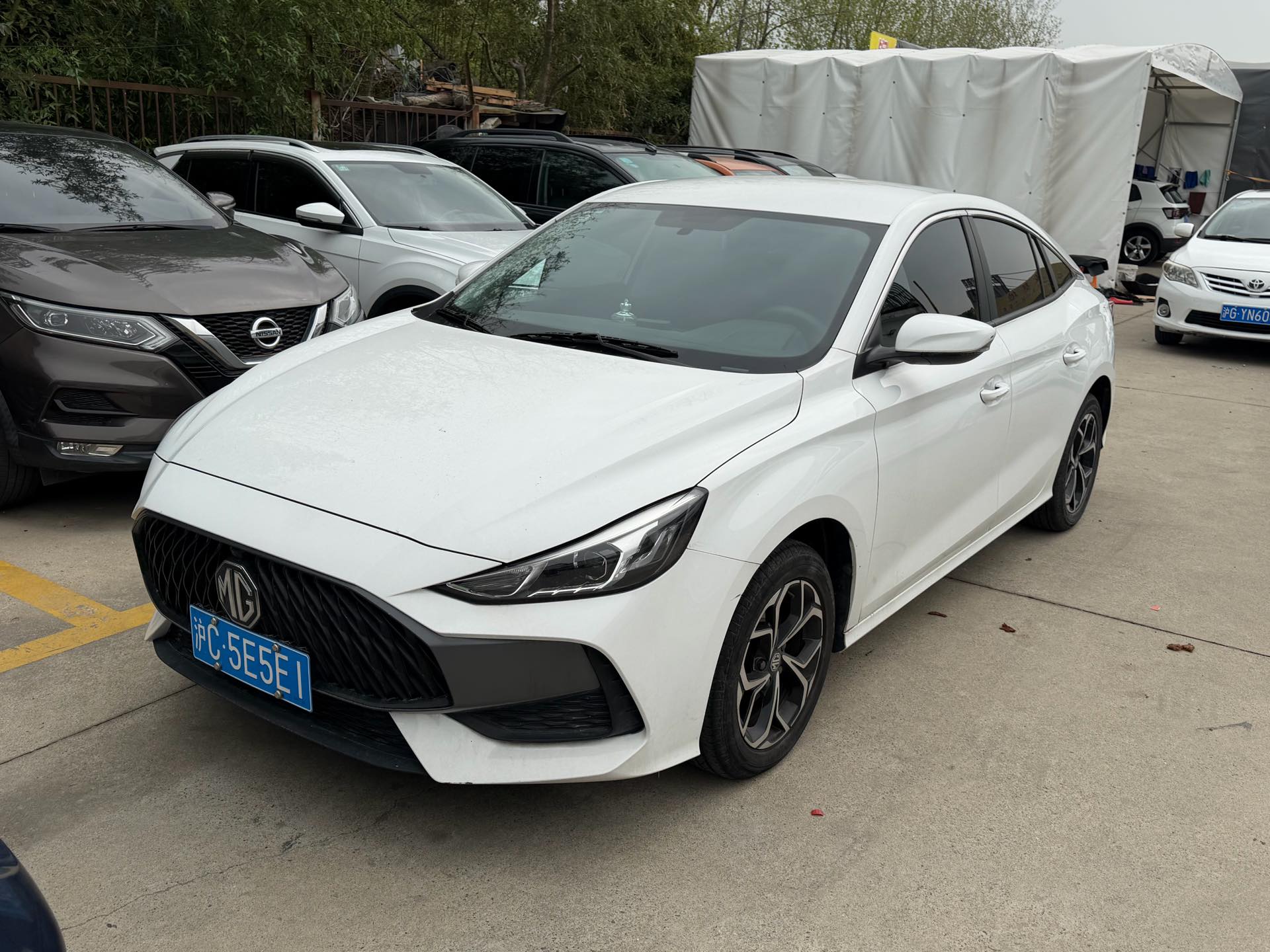 MG 5 2023 immagine di auto 