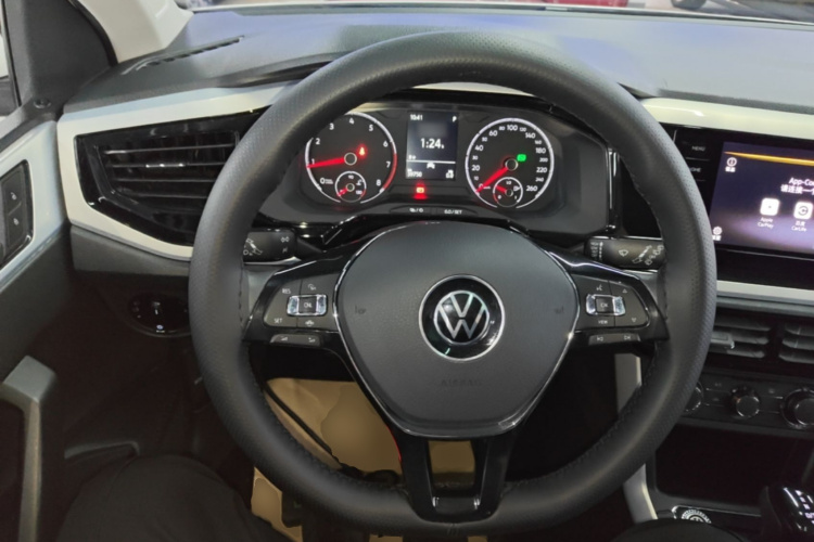 Volkswagen Polo 2021 #11 Volkswagen Polo 2021 car image #11