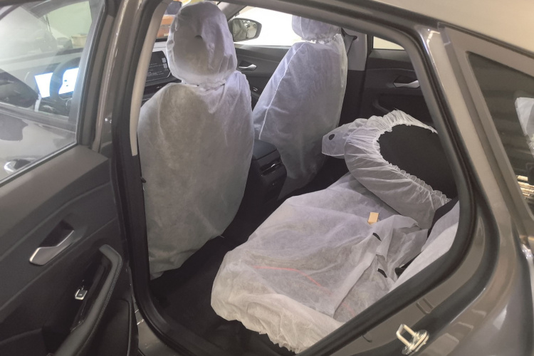 吉利汽车 缤瑞 2025 汽车图片 #9