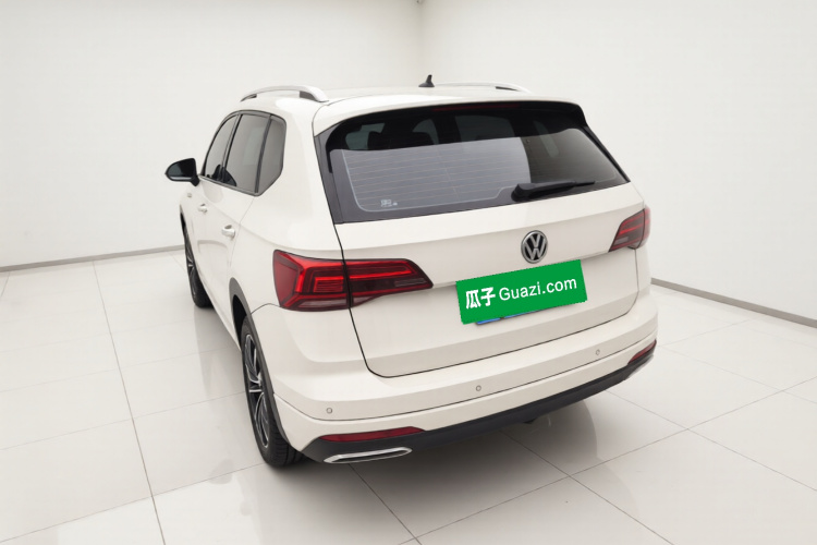 Volkswagen Tharu 2019 car image #5