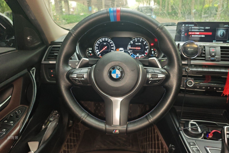 BMW 3 Series 2018 #12 BMW 3 Series 2018 car image #12