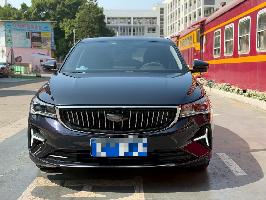 GEELY Emgrand 2023 car image #2