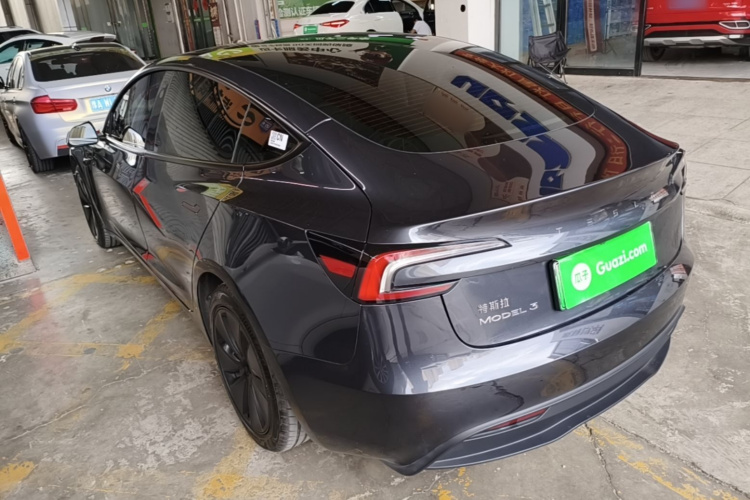 Tesla Model 3 2025 #5 Tesla Model 3 2025 car image #5