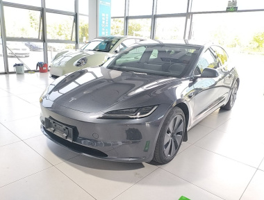 Tesla Model 3 2025 immagine di auto 