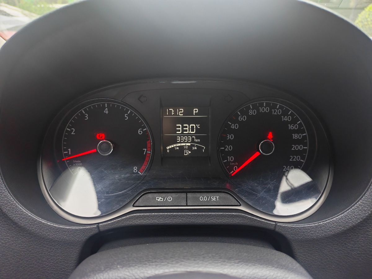 Volkswagen Polo 2018 car image #10