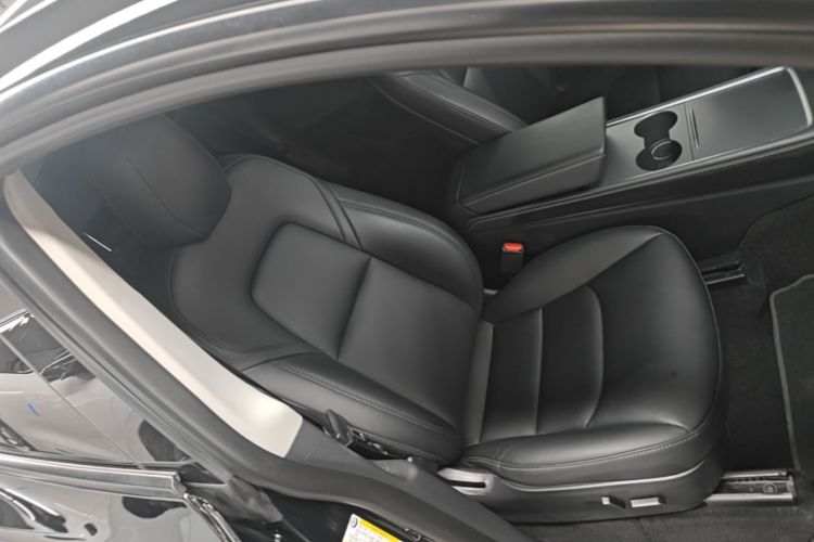 Tesla Model Y 2021 #24 Tesla Model Y 2021 car image #24