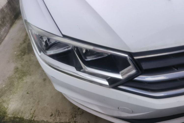 Volkswagen Bora 2017 car image #8