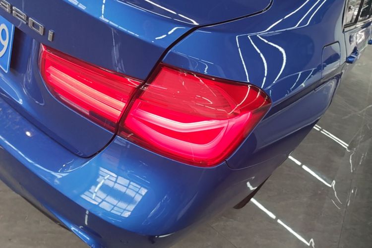 BMW 3 Series 2017 car image #8
