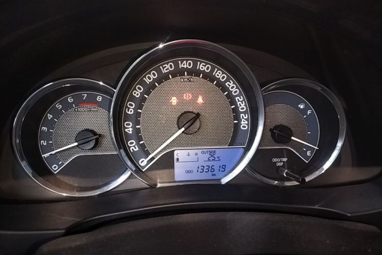 Toyota Corolla 2016 car image #12