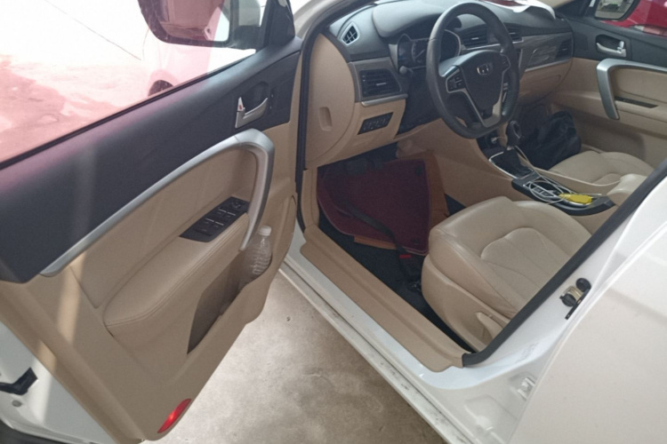 GEELY Emgrand 2017 #15 GEELY Emgrand 2017 car image #15