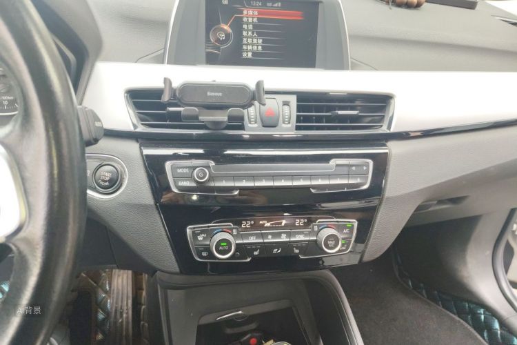 BMW X1 2016 immagine di auto #15