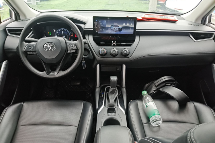 Toyota Corolla Cross 2024 #10 Toyota Corolla Cross 2024 car image #10