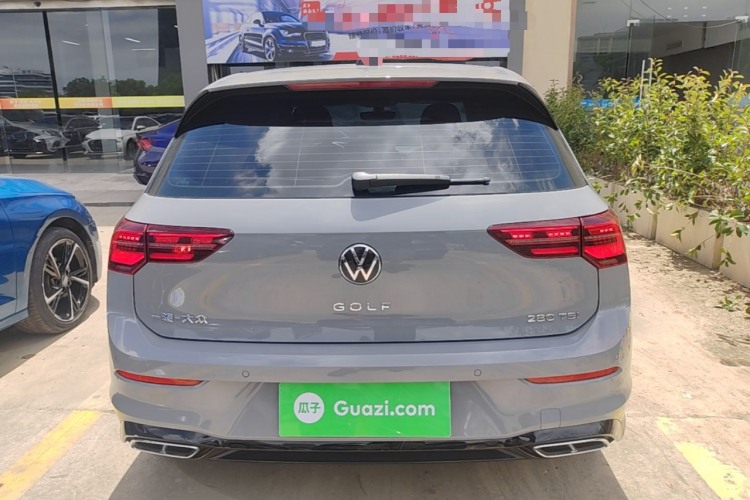 Volkswagen Golf 2024 car image #6
