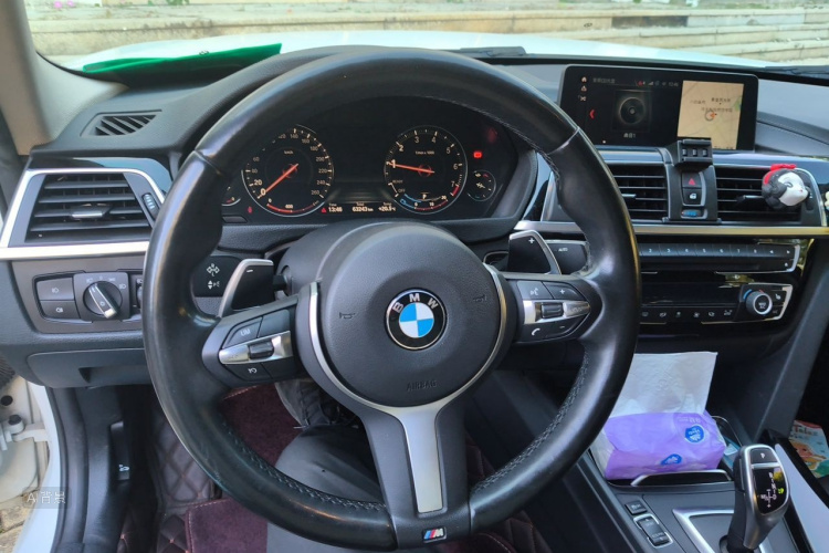 BMW 3 Series 2019 #12 BMW 3 Series 2019 car image #12