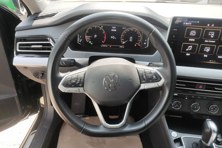 Volkswagen Lavida 2023 car image #11