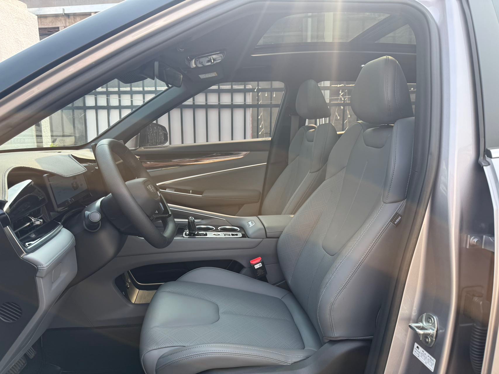 GEELY Boyue 2025 #4 GEELY Boyue 2025 imagem de carro #4