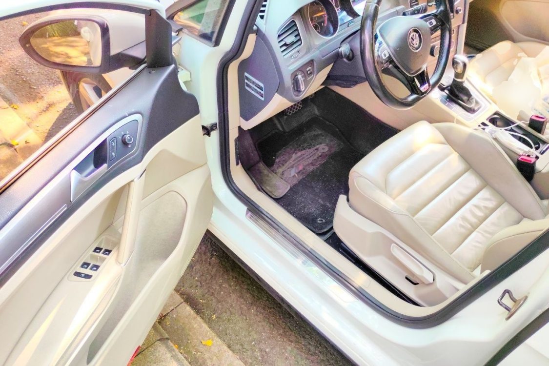 Volkswagen Golf 2014 car image #23