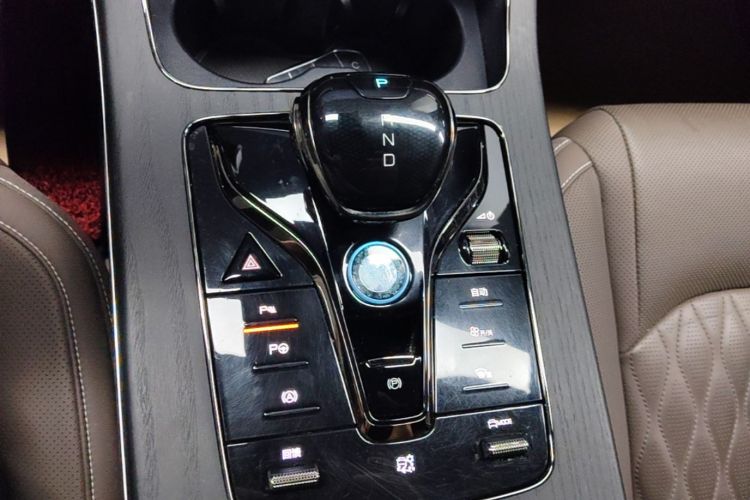 BYD Han 2022 car image #14