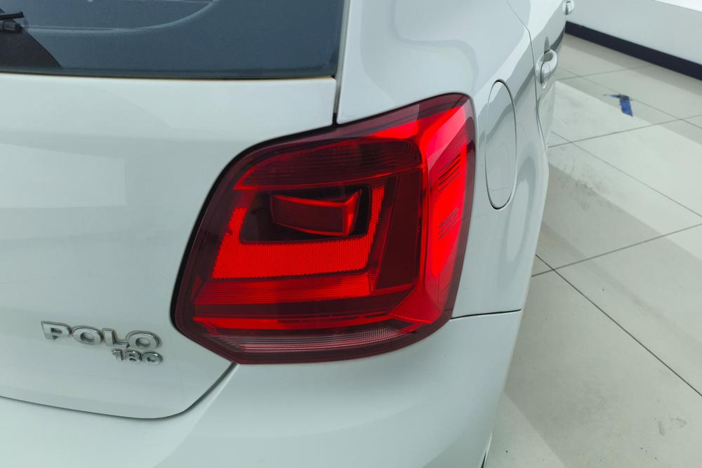 Volkswagen Polo 2017 car image #5