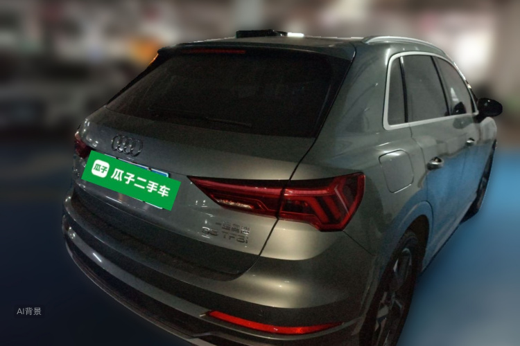Audi Q3 2022 car image #7